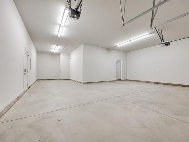 3700 Hunter Glen Drive, Oklahoma City, OK 73179