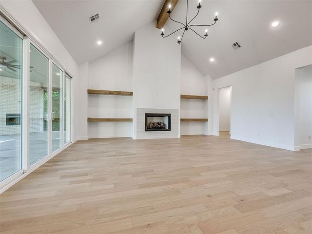 3700 Hunter Glen Drive, Oklahoma City, OK 73179