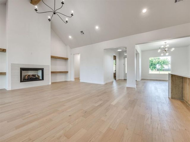 3700 Hunter Glen Drive, Oklahoma City, OK 73179