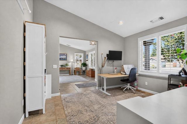 2114 Woodbine Ave, Manteca, CA 95337