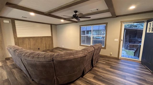 563 Forrest Lawn, Wharton, TX 77488