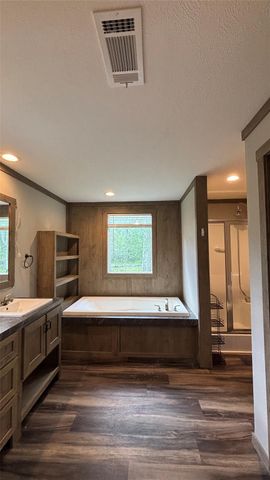 563 Forrest Lawn, Wharton, TX 77488