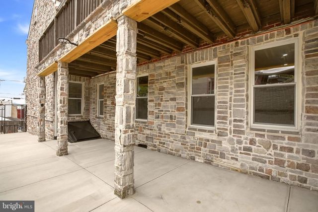 329 LOMBARD ST, Reading, PA 19604