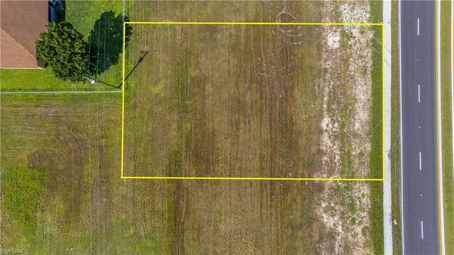 1312 Diplomat PKWY E, Cape Coral, FL 33909