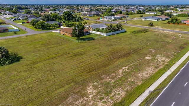 1312 Diplomat PKWY E, Cape Coral, FL 33909