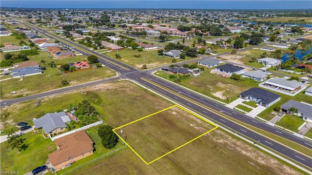 1312 Diplomat PKWY E, Cape Coral, FL 33909