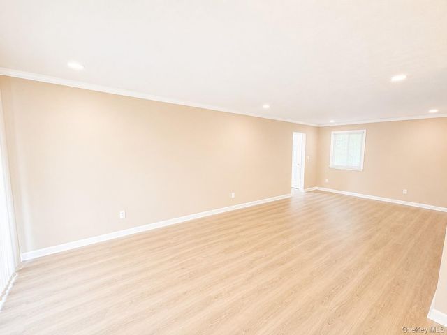 21 Village Park Drive 2A, Fishkill, NY 12524