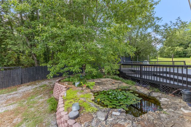 1198 W Grab Creek Rd, Dickson, TN 37055