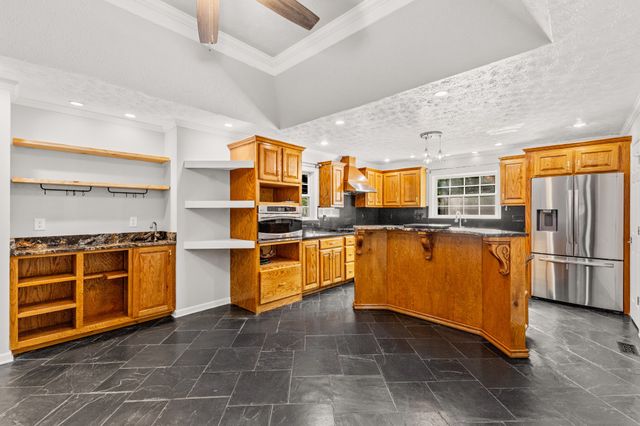 1198 W Grab Creek Rd, Dickson, TN 37055