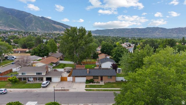 812 STORMY CREEK RD, Sandy, UT 84094
