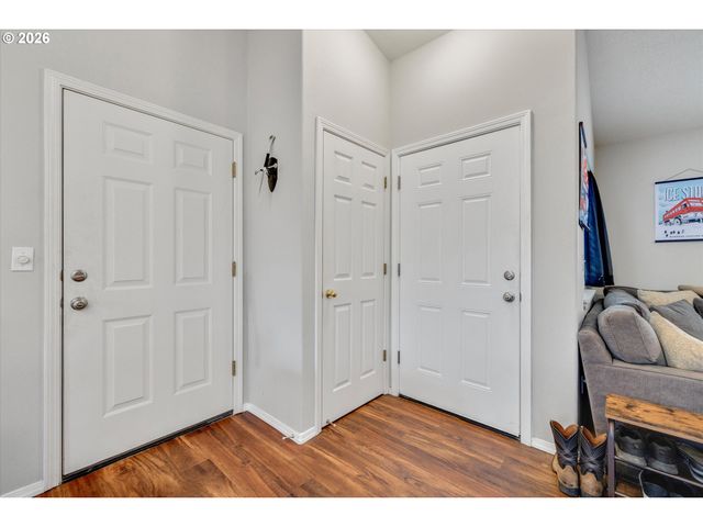 13716 Se LINDEN Ln 1, Milwaukie, OR 97222