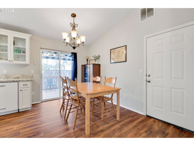 13716 Se LINDEN Ln 1, Milwaukie, OR 97222