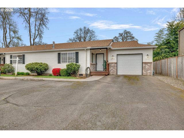 13716 Se LINDEN Ln 1, Milwaukie, OR 97222