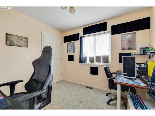 13716 Se LINDEN Ln 1, Milwaukie, OR 97222