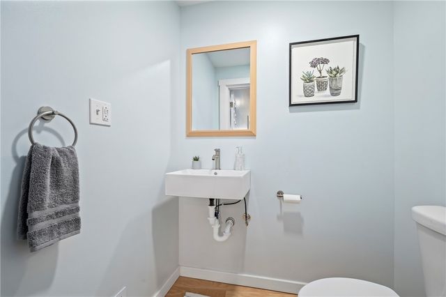 1107 Brabec St, Troy Hill, PA 15212