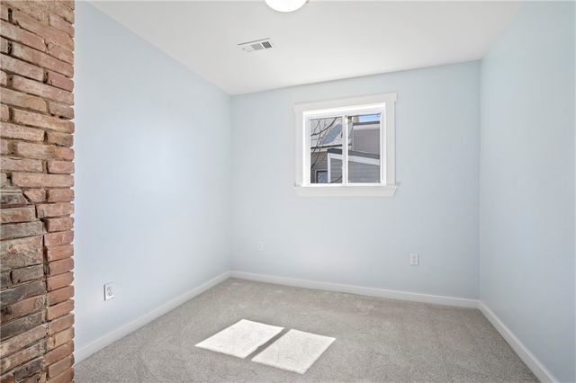 1107 Brabec St, Troy Hill, PA 15212