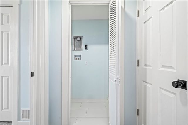 1107 Brabec St, Troy Hill, PA 15212