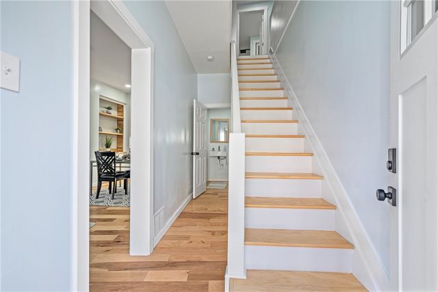 1107 Brabec St, Troy Hill, PA 15212