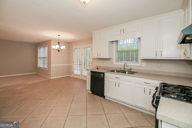 4045 Lindsey Lane, Rex, GA 30273