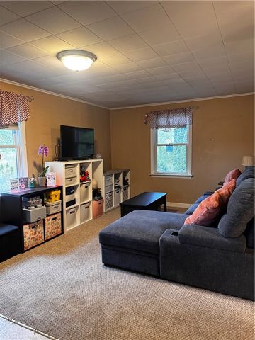 214 Putnam Pike, Johnston, RI 02919