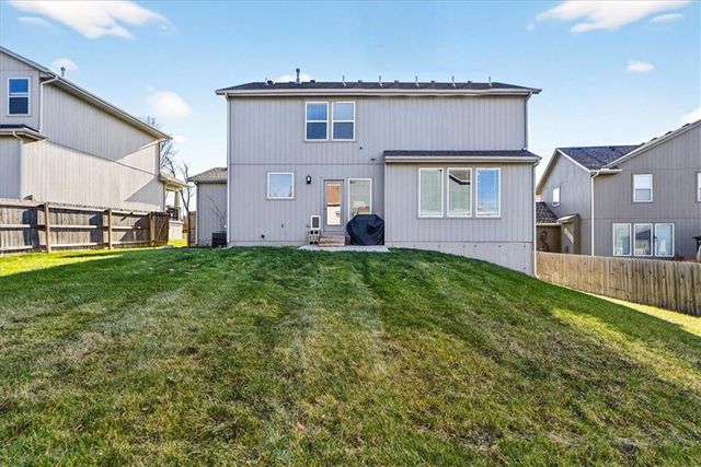 1808 W Catalpa Street, Olathe, KS 66061