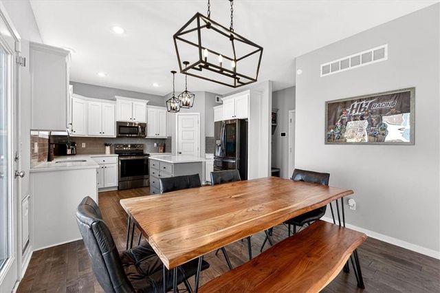 1808 W Catalpa Street, Olathe, KS 66061