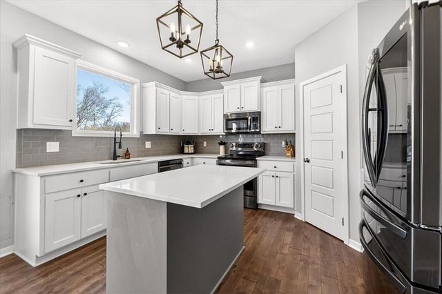 1808 W Catalpa Street, Olathe, KS 66061