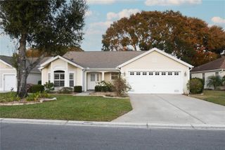 915 RAMOS DRIVE, Lady Lake, FL 32159