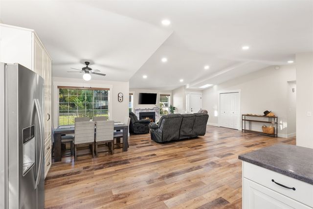 3727 Prairie Avenue, Centralia, WA 98531