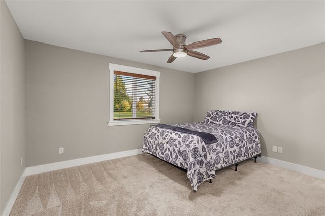 3727 Prairie Avenue, Centralia, WA 98531