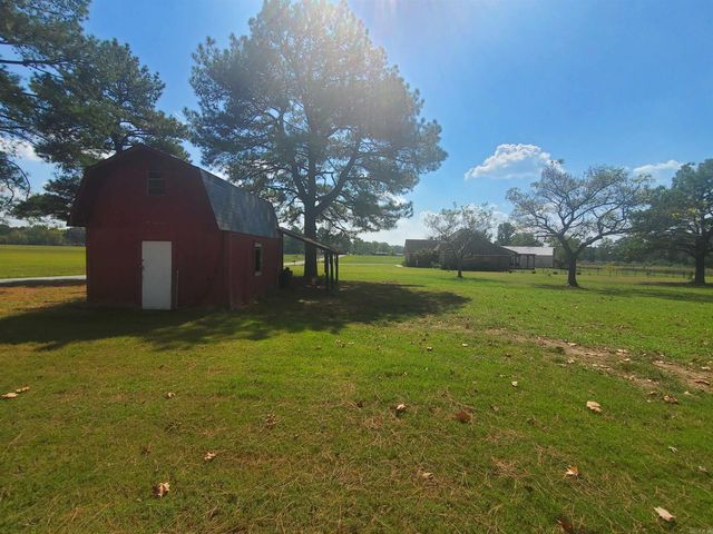 102 S Smyrna Road, Searcy, AR 72143