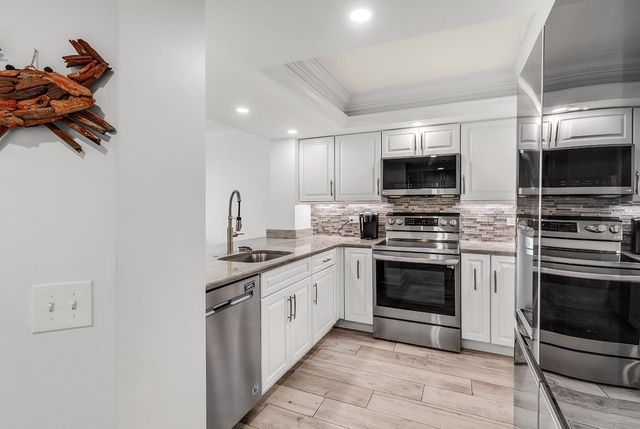 101 Ocean Creek Dr Apt EE5, Myrtle Beach, SC 29572