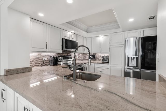 101 Ocean Creek Dr Apt EE5, Myrtle Beach, SC 29572