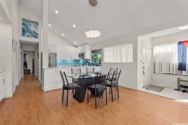 7007 Hawaii Kai Drive H24, Honolulu, HI 96825