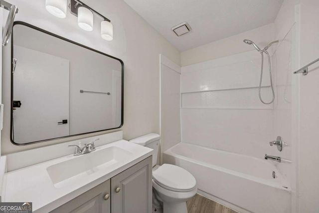 627 Ridge Avenue, Stone Mountain, GA 30083