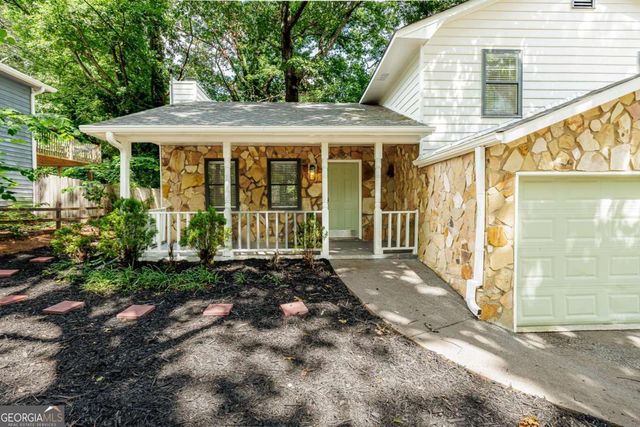 627 Ridge Avenue, Stone Mountain, GA 30083