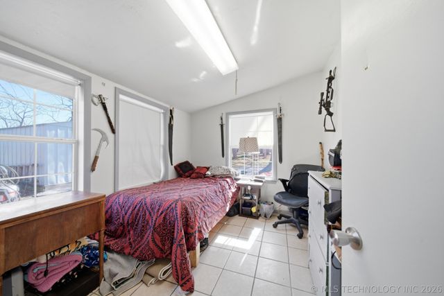 600 S Main, Spavinaw, OK 74366