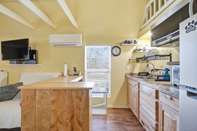 600 S Main, Spavinaw, OK 74366