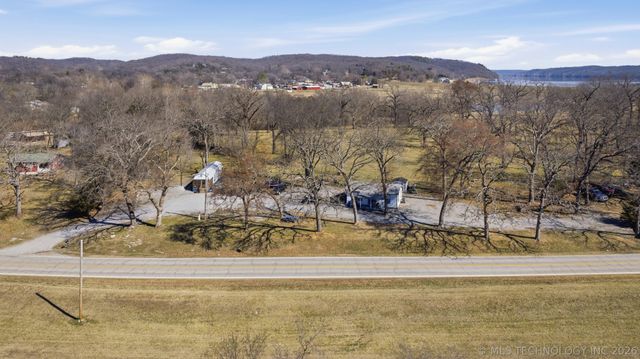 600 S Main, Spavinaw, OK 74366