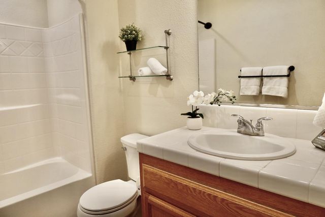 124 Ironhorse Pl, Grass Valley, CA 95945