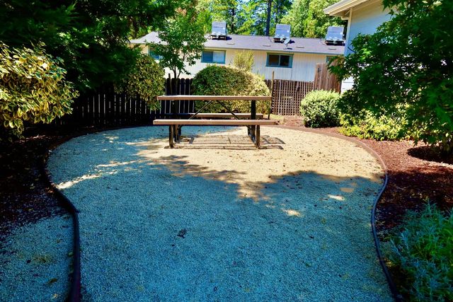 124 Ironhorse Pl, Grass Valley, CA 95945