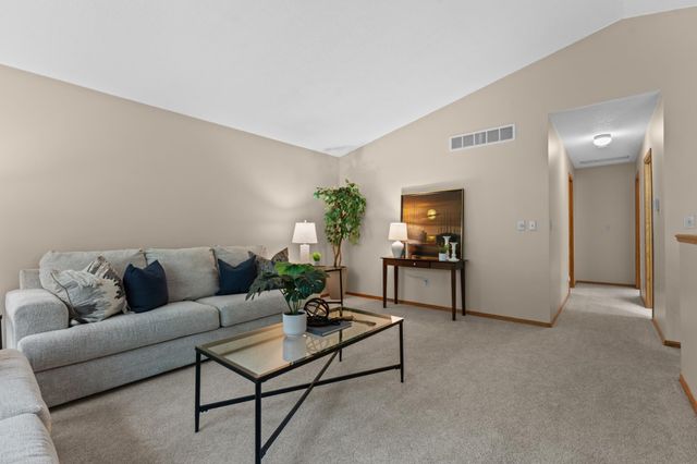 2191 68th Street NW, Rochester, MN 55901