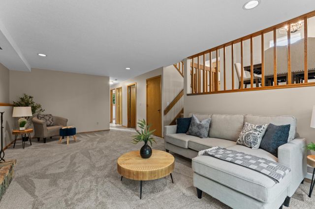 2191 68th Street NW, Rochester, MN 55901