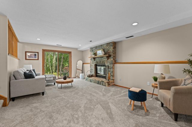 2191 68th Street NW, Rochester, MN 55901