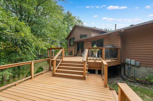 2191 68th Street NW, Rochester, MN 55901