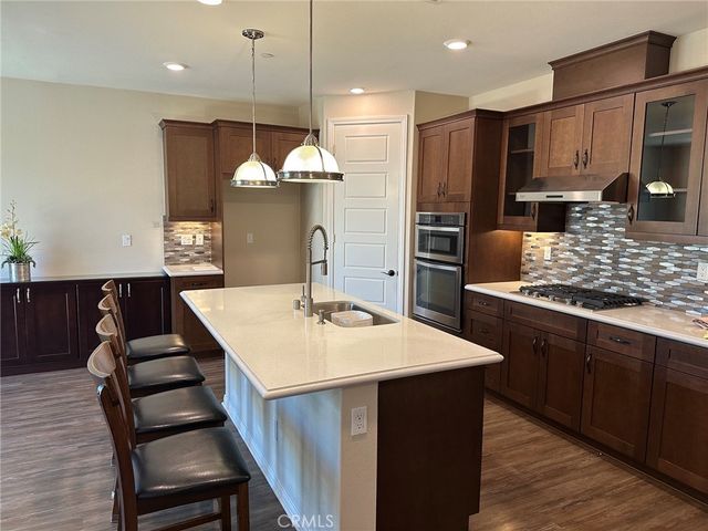 888 Julie Place, Upland, CA 91786