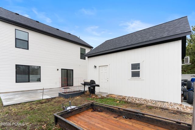 2303 E Hawthorne Street, Saratoga Springs, UT 84043