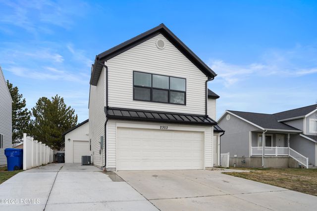2303 E Hawthorne Street, Saratoga Springs, UT 84043
