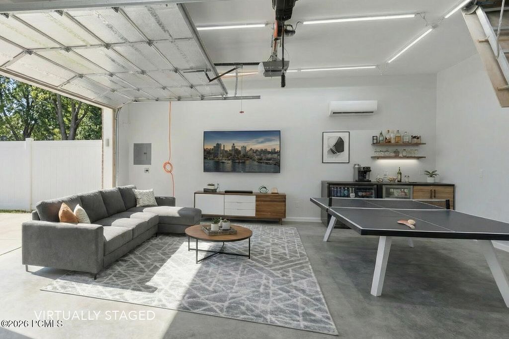 2303 E Hawthorne Street, Saratoga Springs, UT 84043