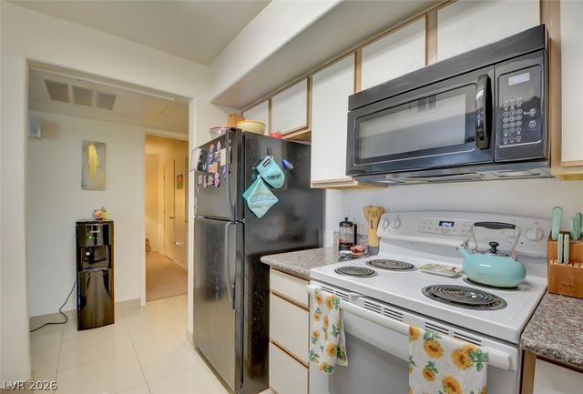 2300 East Silverado Ranch Boulevard 2111, Las Vegas, NV 89183
